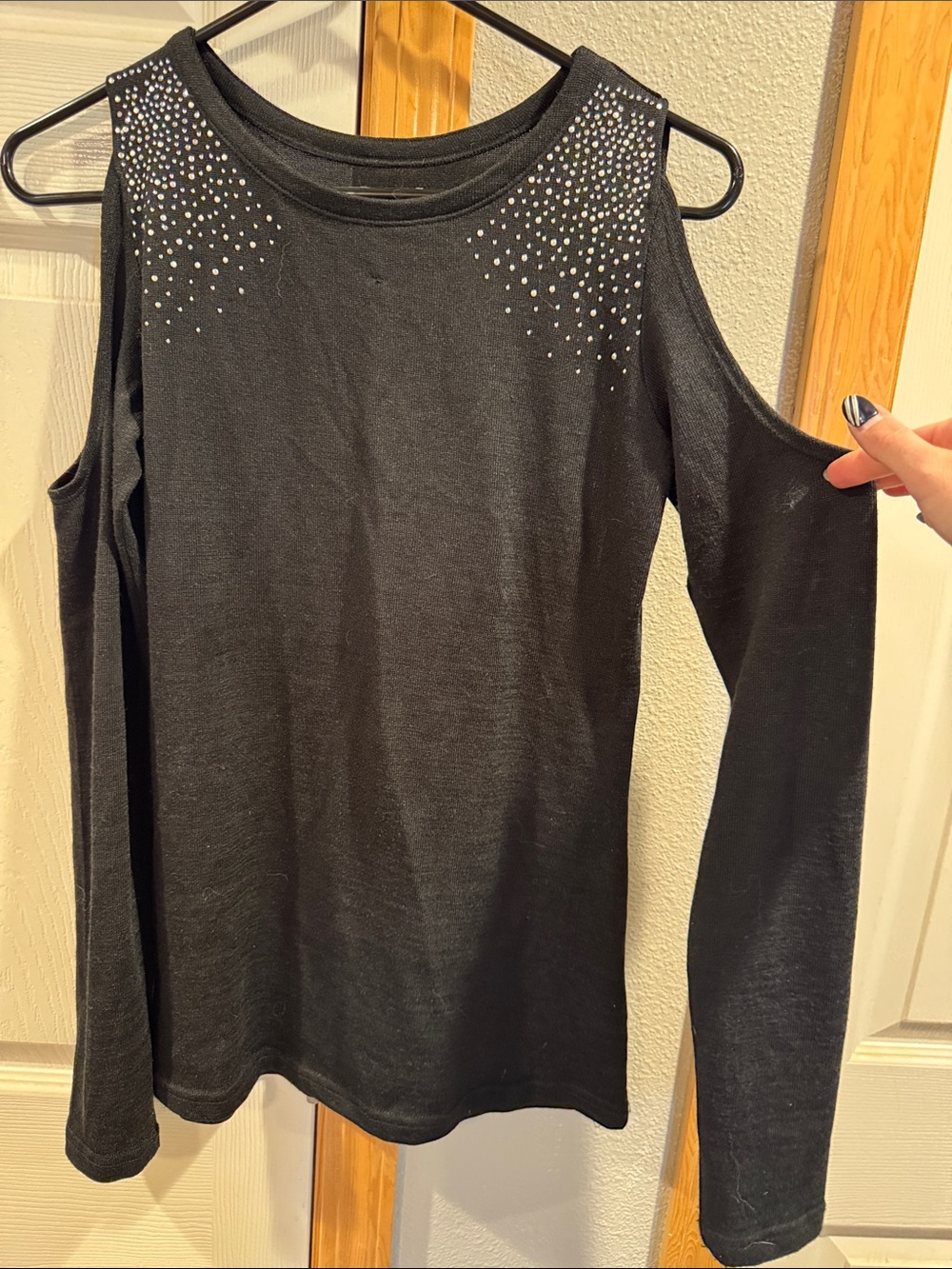 Roper Black Cold-Shoulder Long Sleeve Top with Rhinestone Shoulders